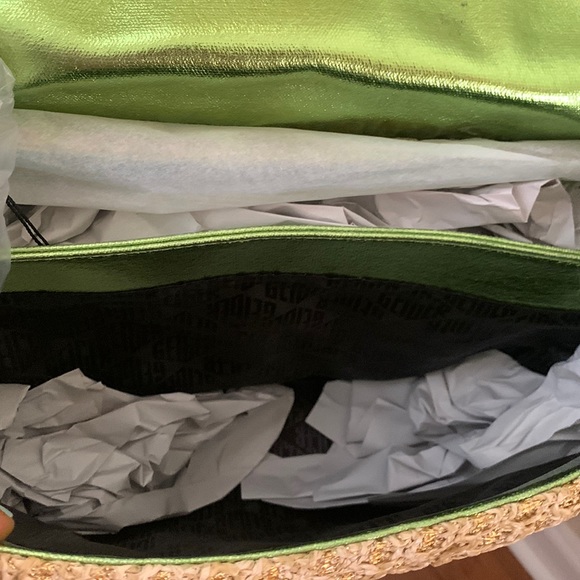 Kurt Geiger London
Raffia XXL Kensington Shoulder Bag - Picture 6 of 16